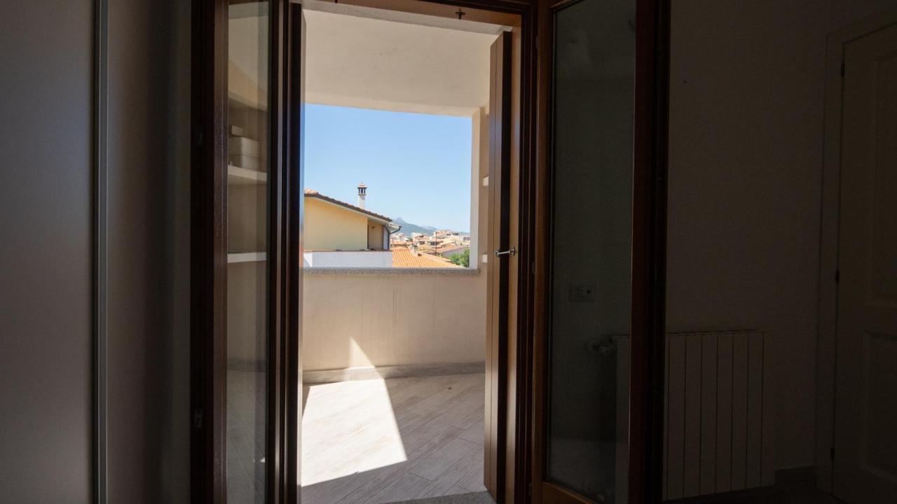 Ferienwohnung Via Alloro 44 Olbia Exterior foto